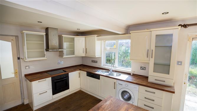 2 Cois Cladaigh, Blackrock, Co.Louth