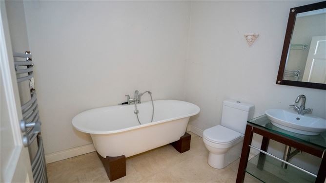 2 Cois Cladaigh, Blackrock, Co.Louth