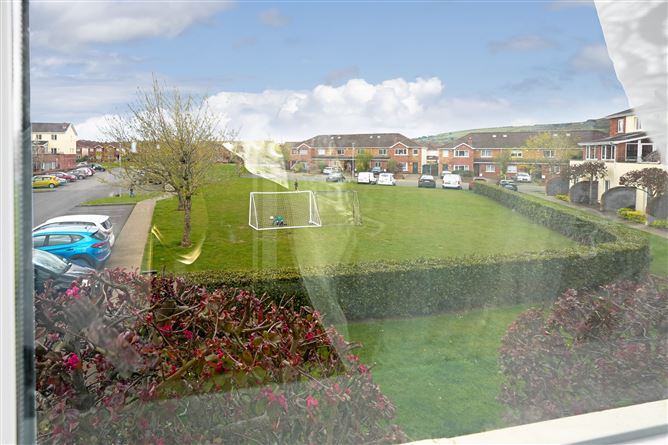 37 Carrigmore Oak, Citywest, Co. Dublin