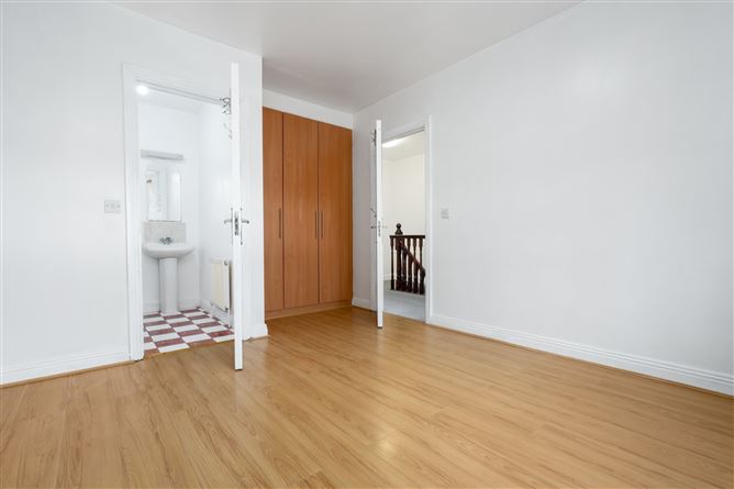 37 Carrigmore Oak, Citywest, Co. Dublin