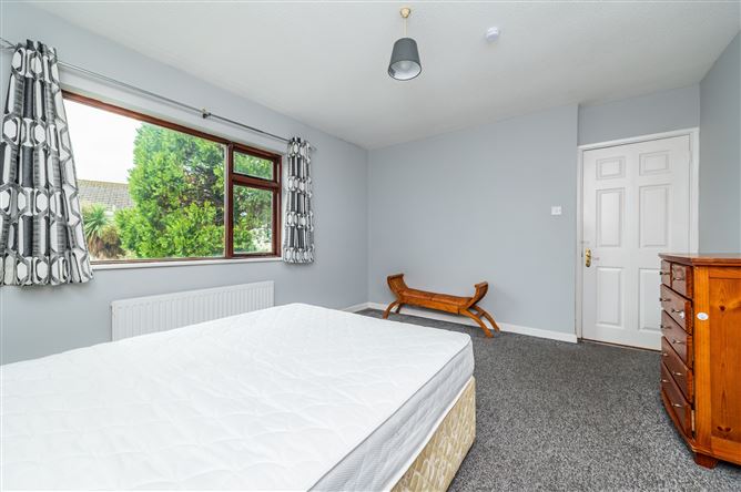 Photo 13 of 22 — 20 Monread Gardens, Naas, Kildare
