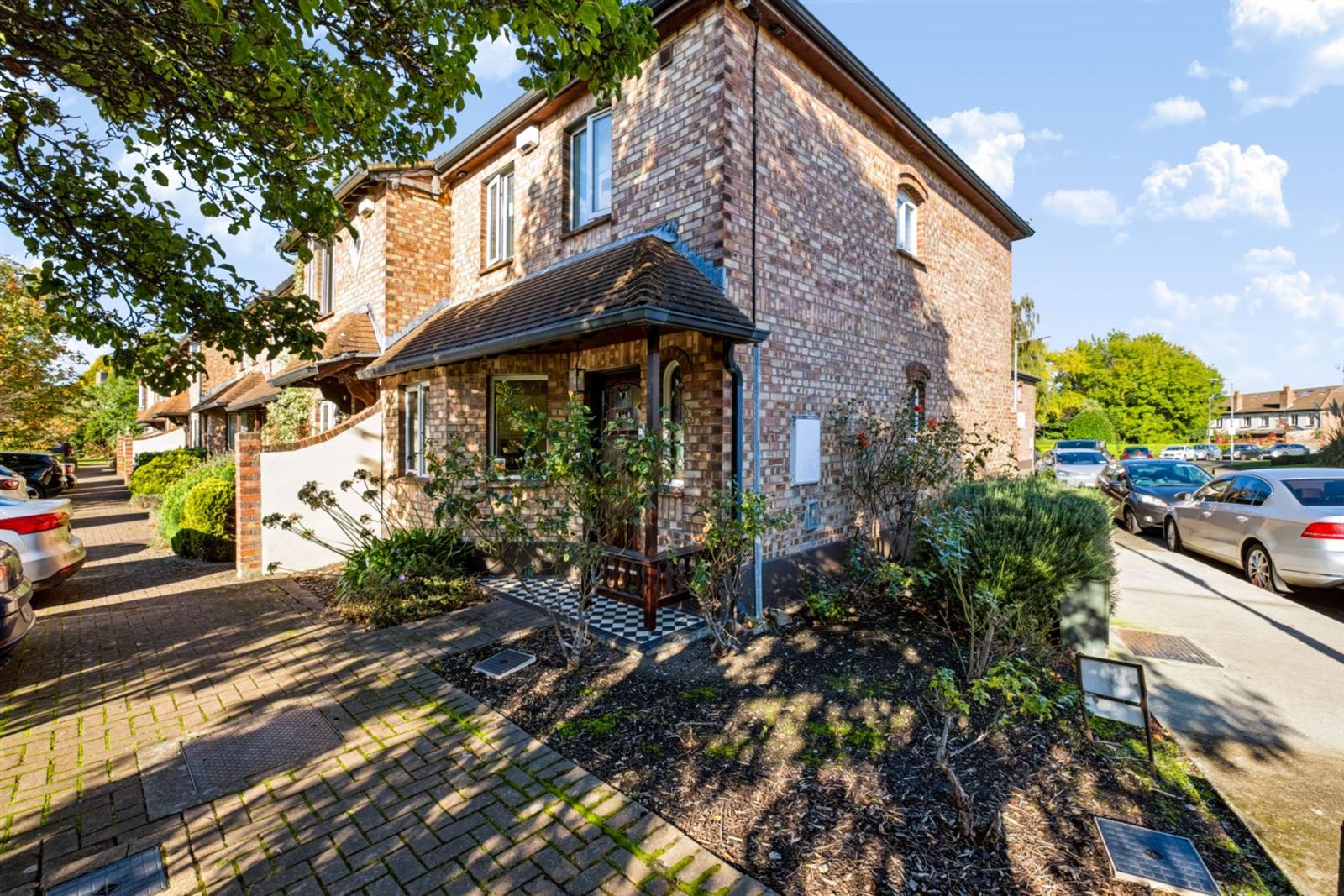 Photo 1 of 20 — 70 Donnybrook Manor, Donnybrook, Dublin 4