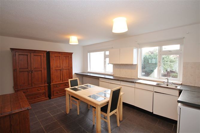 99 Woodview Heights, Lucan, Co. Dublin
