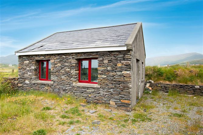 Ballydonegan Lower, Allihies, Co. Cork