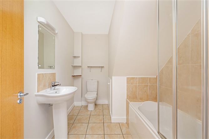 2A Garden Apartments, Devoy Quarter, Naas, Kildare