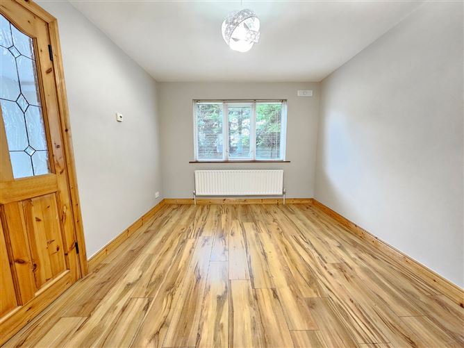 17 Phoenix Court, Kilrush Road, Ennis, Co. Clare