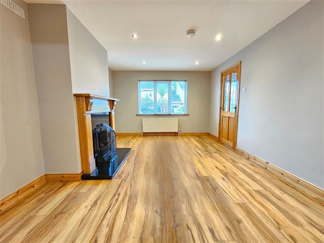 17 Phoenix Court, Kilrush Road, Ennis, Co. Clare