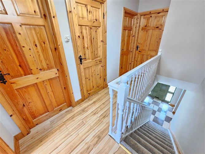 17 Phoenix Court, Kilrush Road, Ennis, Co. Clare