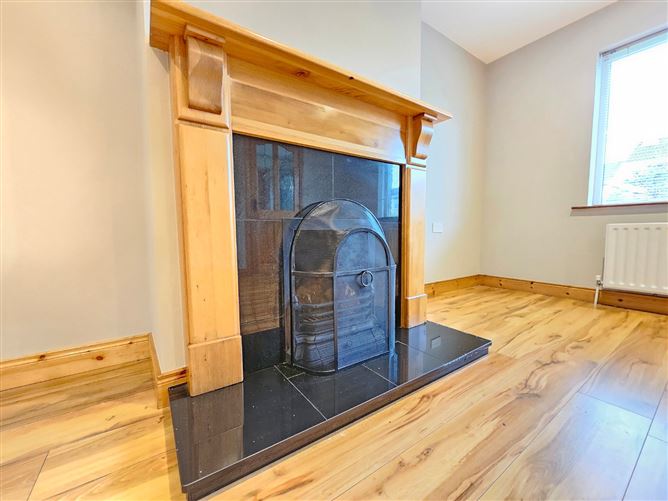 17 Phoenix Court, Kilrush Road, Ennis, Co. Clare