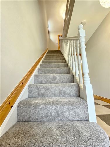 17 Phoenix Court, Kilrush Road, Ennis, Co. Clare