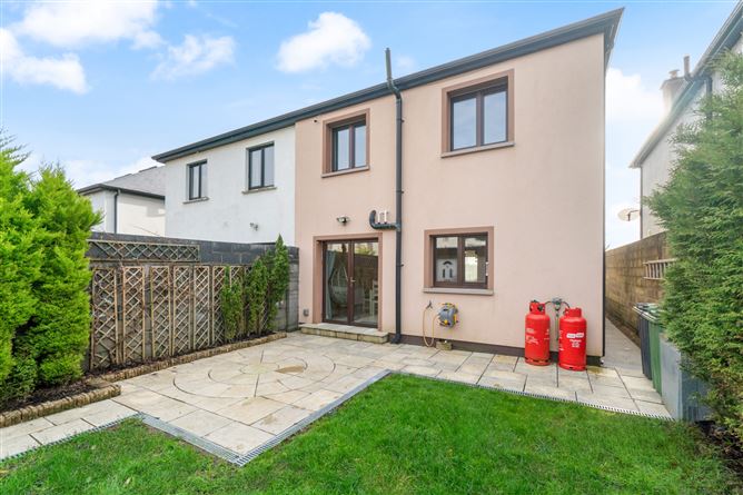 24 Mayfields, Mayfield, Claremorris, Co. Mayo