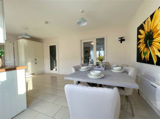 15 Gort Leamhan, Roslevan, Ennis, County Clare