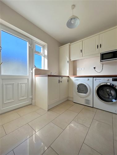 15 Gort Leamhan, Roslevan, Ennis, County Clare