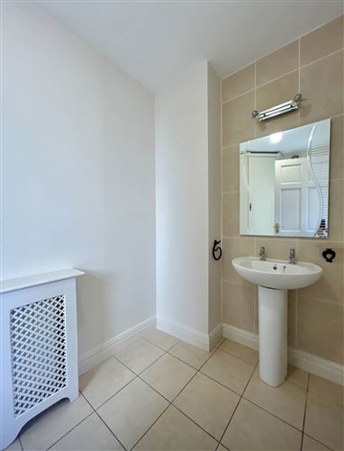 15 Gort Leamhan, Roslevan, Ennis, County Clare