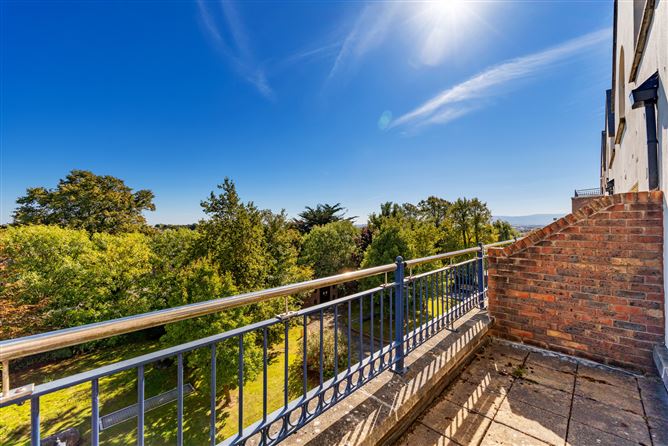 325 Gracepark Manor, Drumcondra, Dublin 9