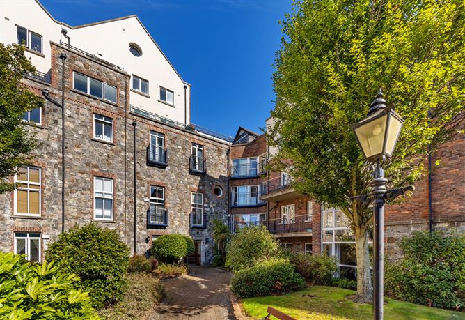 325 Gracepark Manor, Drumcondra, Dublin 9