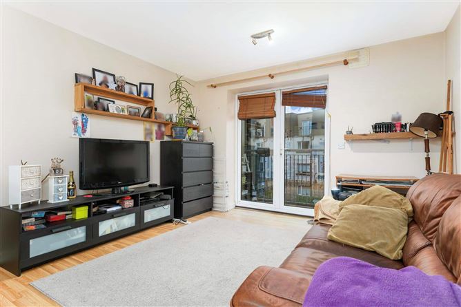 28 Eaton Green, Rathcoole, Co. Dublin