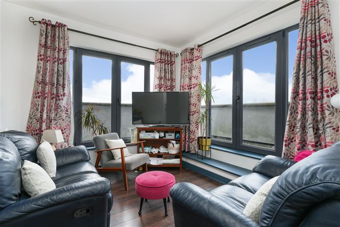 48 Mayeston Square, Finglas, Dublin 11