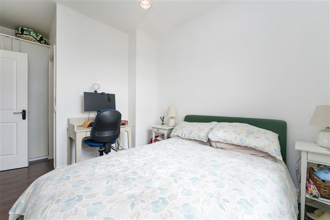 48 Mayeston Square, Finglas, Dublin 11