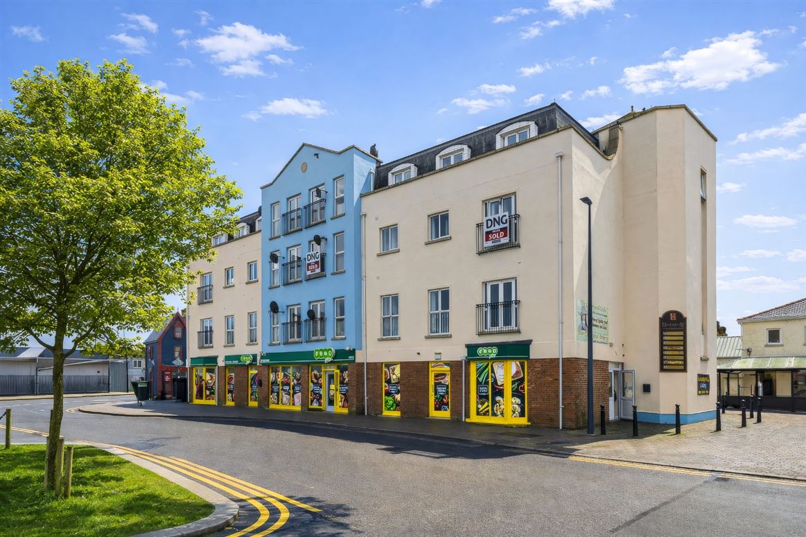 2 Hibernian Court, Lorgford Town., Co. Longford.