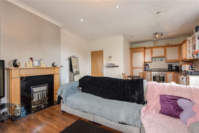 32 Marlay House, Ballinteer,   Dublin 16