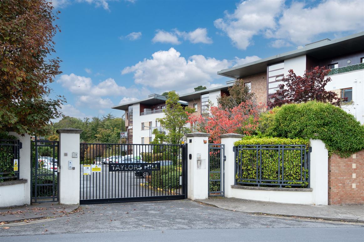32 Marlay House, Ballinteer,   Dublin 16
