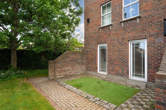 Photo 18 of 20 — 60 Radcliff Hall, St. John's Road, Sandymount, Dublin 4