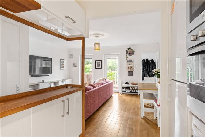 Photo 10 of 20 — 60 Radcliff Hall, St. John's Road, Sandymount, Dublin 4