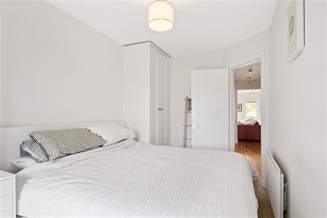Photo 13 of 20 — 60 Radcliff Hall, St. John's Road, Sandymount, Dublin 4