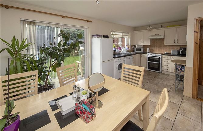83 Town Court, Dungarvan, Co. Waterford