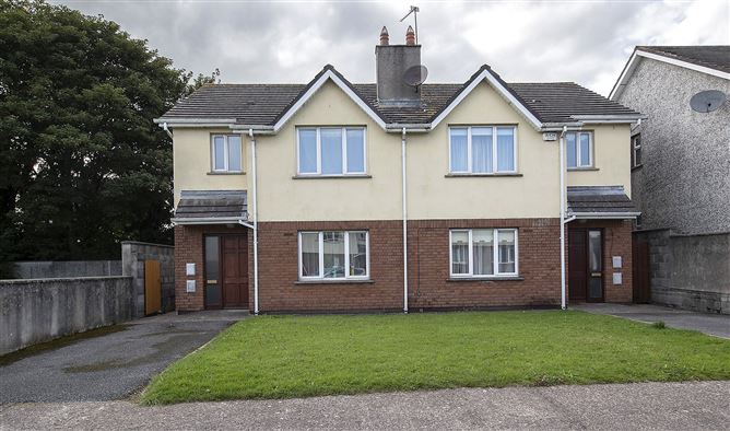 83 Town Court, Dungarvan, Co. Waterford