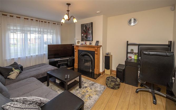 83 Town Court, Dungarvan, Co. Waterford