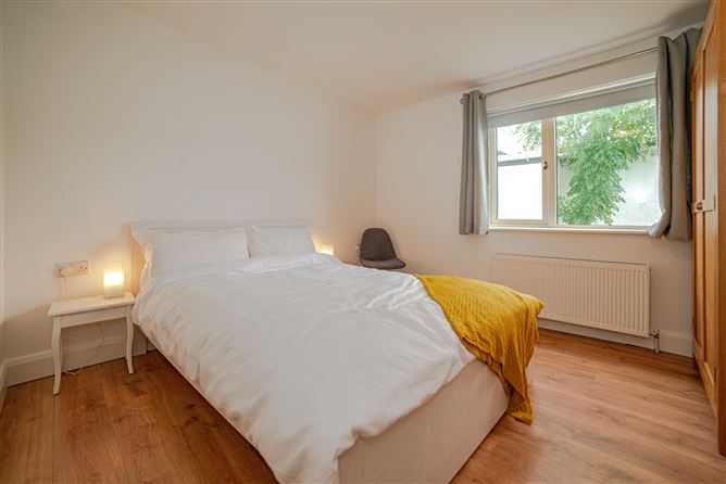 Earlsfort, Limekiln Lane, Perrystown, Dublin 12