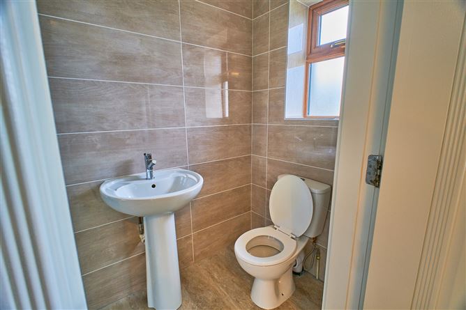 40 Ard Michael, Longford, Longford