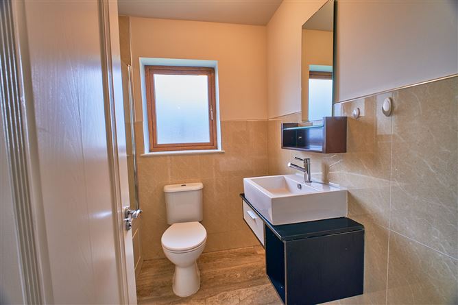 40 Ard Michael, Longford, Longford