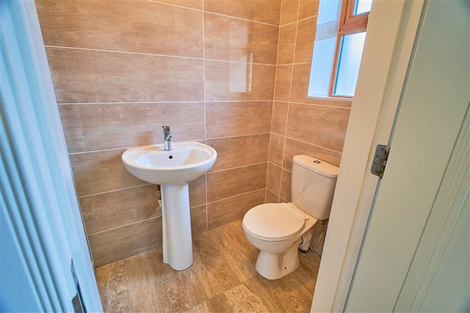 40 Ard Michael, Longford, Longford