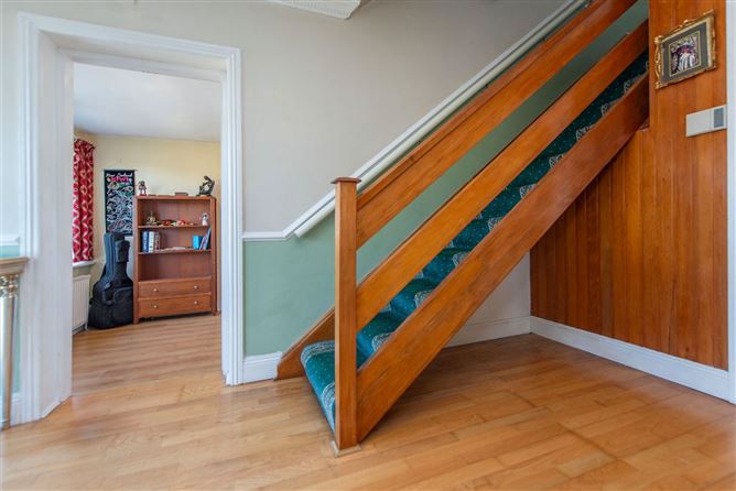30 Sandyview Drive, Riverside, Galway