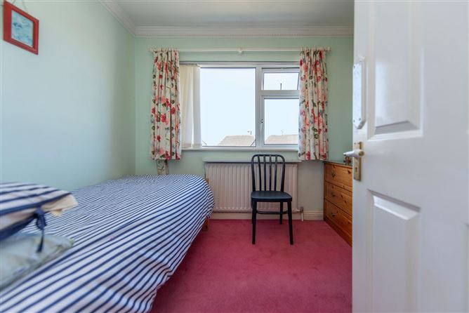 30 Sandyview Drive, Riverside, Galway