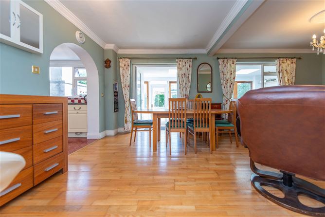 30 Sandyview Drive, Riverside, Galway