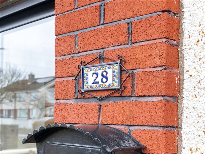 28 Redwood Close, Kilnamanagh, Dublin 24