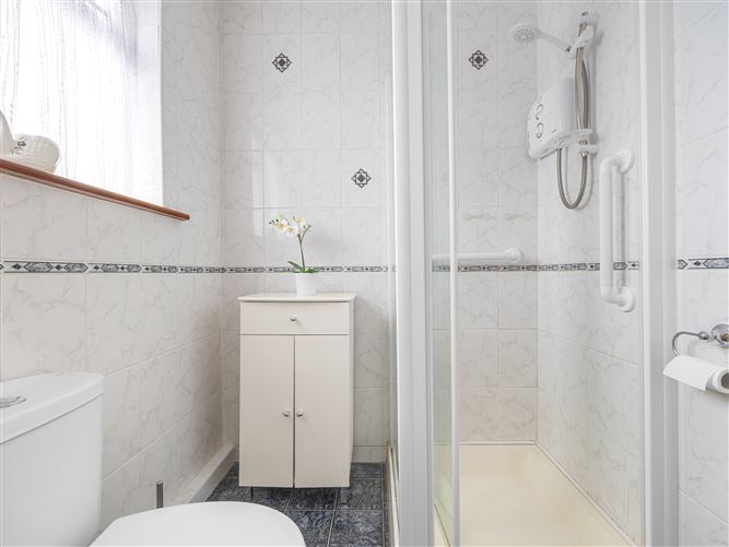 28 Redwood Close, Kilnamanagh, Dublin 24