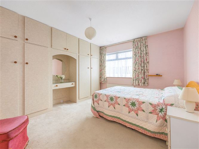 28 Redwood Close, Kilnamanagh, Dublin 24