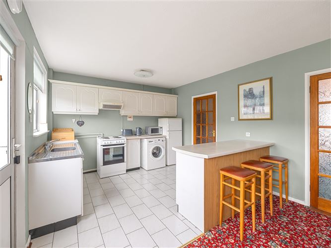 28 Redwood Close, Kilnamanagh, Dublin 24