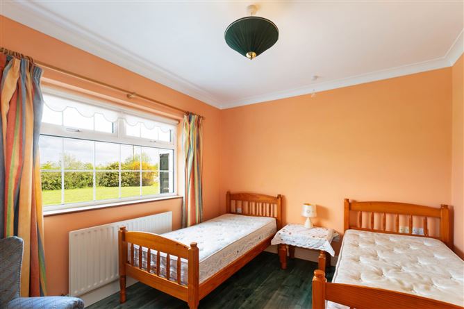 Photo 6 of 24 — Ballygarron, Kilmuckridge, Gorey, County Wexford