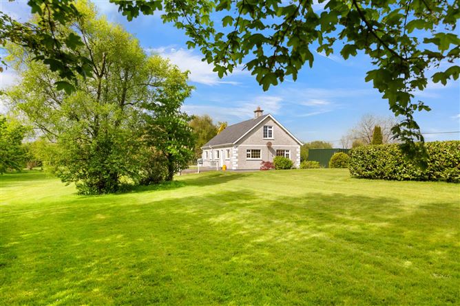 Photo 10 of 24 — Ballygarron, Kilmuckridge, Gorey, County Wexford