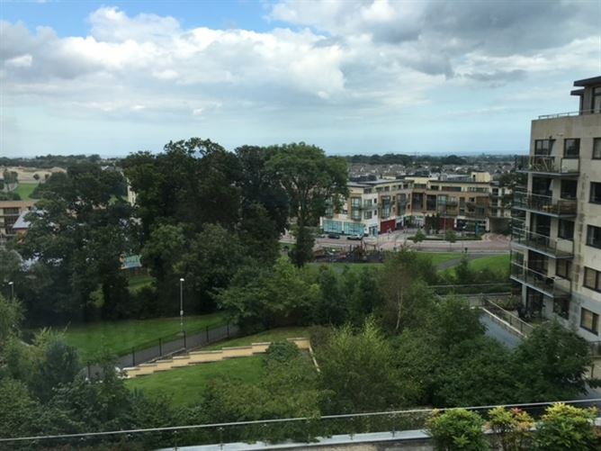 Photo 10 of 37 — 27 The Oak, Parkview, Dublin 18, Stepaside, Dublin 18, D18 K199