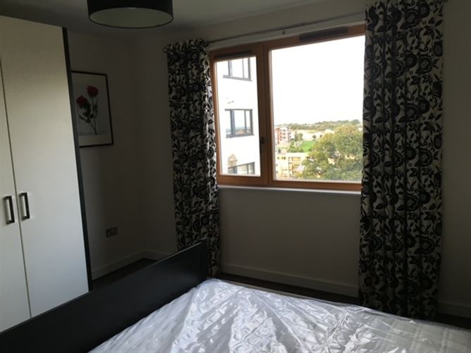 Photo 12 of 37 — 27 The Oak, Parkview, Dublin 18, Stepaside, Dublin 18, D18 K199