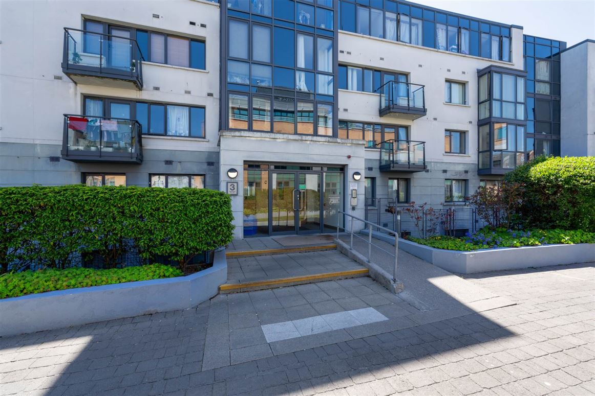 106 Parkgate Place, Parkgate Street, Dublin 8
