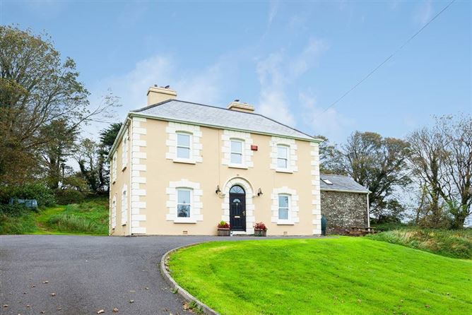 Main image for Carrigfadda House, Reenascreena, Rosscarbery, West Cork