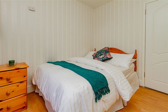 27 Walkinstown Parade, Walkinstown,   Dublin 12